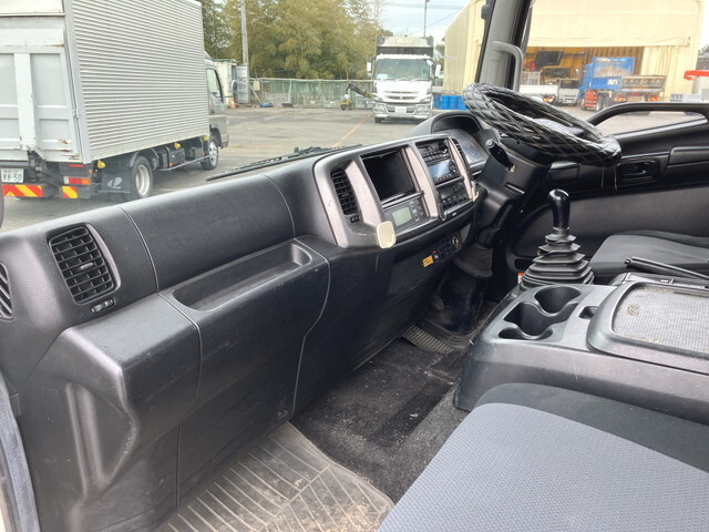 日野レンジャー冷凍車（冷蔵車）中型（4t）[写真30]