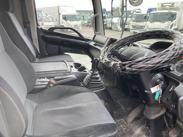 日野レンジャー冷凍車（冷蔵車）中型（4t）[写真33]