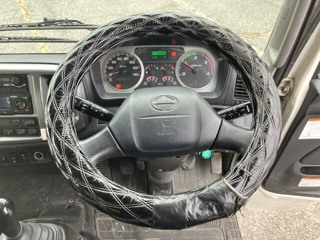 日野レンジャー冷凍車（冷蔵車）中型（4t）[写真35]