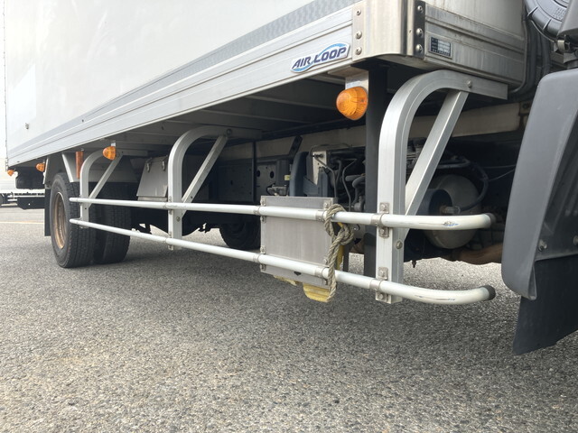 日野レンジャー冷凍車（冷蔵車）中型（4t）[写真19]