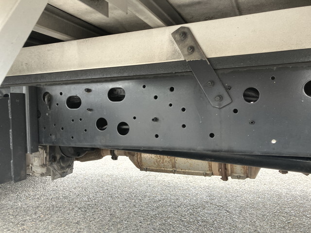 日野レンジャー冷凍車（冷蔵車）中型（4t）[写真23]