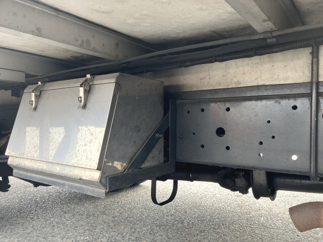 日野レンジャー冷凍車（冷蔵車）中型（4t）[写真24]