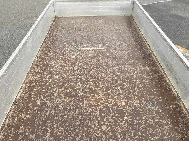 いすゞエルフアルミブロック小型（2t・3t）[写真15]