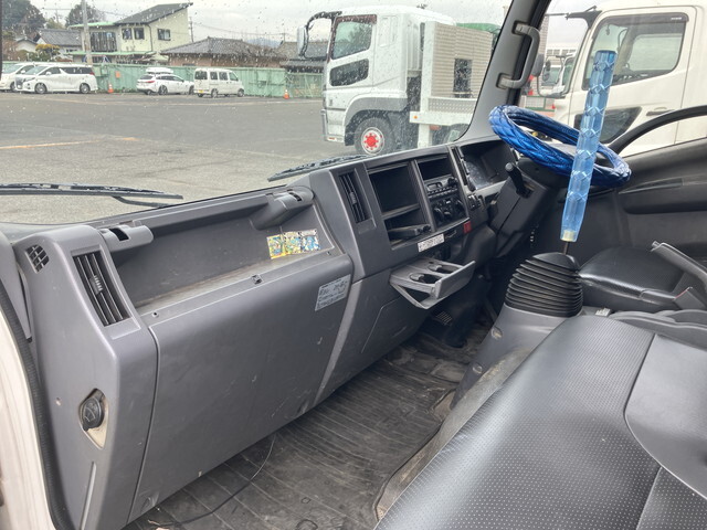 いすゞエルフアルミブロック小型（2t・3t）[写真30]