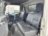 いすゞエルフアルミブロック小型（2t・3t）[写真32]