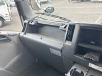 いすゞエルフアルミブロック小型（2t・3t）[写真36]