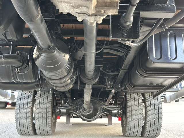 三菱ふそうファイターセルフクレーン4段増トン（6t・8t）[写真15]