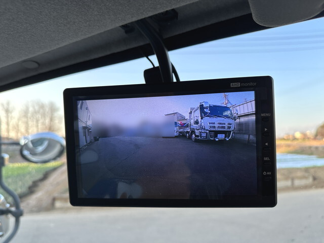 三菱ふそうファイターセルフクレーン4段増トン（6t・8t）[写真28]