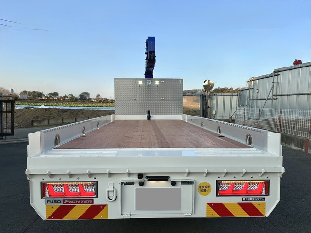 三菱ふそうファイターセルフクレーン4段増トン（6t・8t）[写真05]