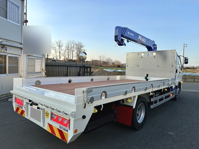 三菱ふそうファイターセルフクレーン4段増トン（6t・8t）[写真06]