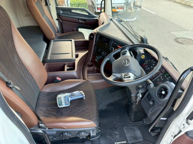 日野プロフィアクレーン4段大型（10t）[写真29]