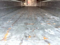 UDトラックスクオンアルミウイング大型（10t）[写真11]