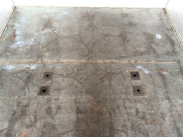 UDトラックスクオンアルミウイング大型（10t）[写真15]