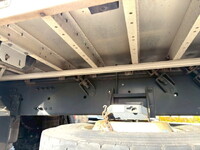 UDトラックスクオンアルミウイング大型（10t）[写真19]