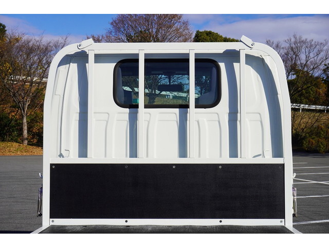 いすゞエルフ平ボディ小型（2t・3t）[写真11]