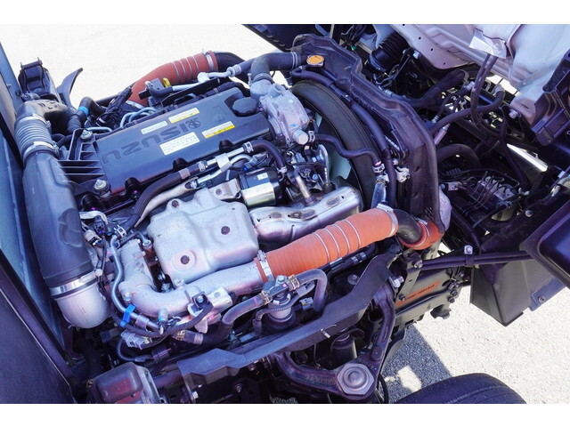 いすゞエルフ平ボディ小型（2t・3t）[写真18]