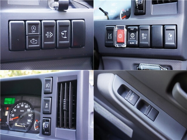 いすゞエルフ平ボディ小型（2t・3t）[写真35]