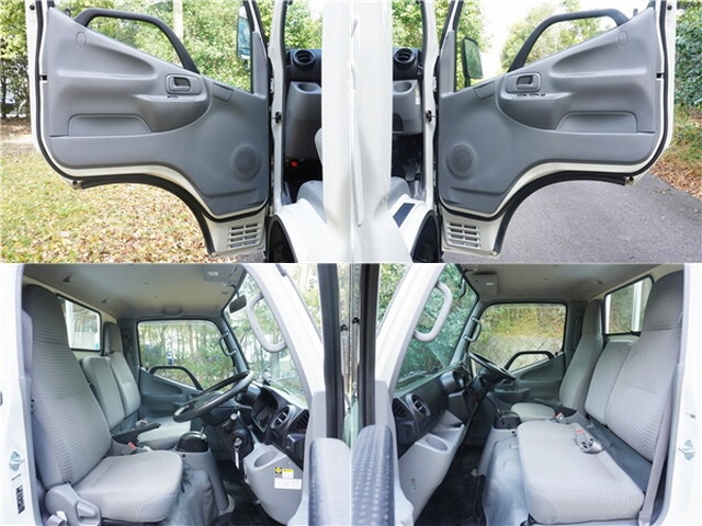 トヨタトヨエース平ボディ小型（2t・3t）[写真33]