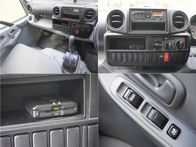 トヨタトヨエース平ボディ小型（2t・3t）[写真37]