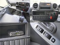 トヨタトヨエース平ボディ小型（2t・3t）[写真38]