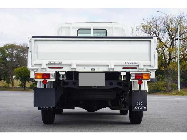 トヨタトヨエース平ボディ小型（2t・3t）[写真05]