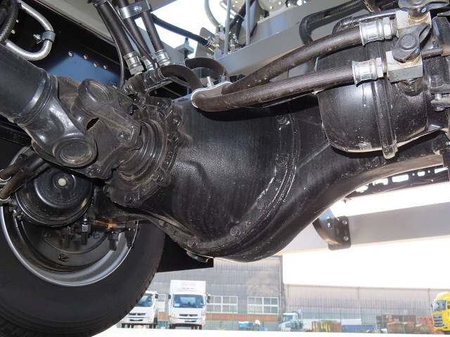 三菱ふそうファイターミキサー車（コンクリートミキサー）中型（4t）[写真07]