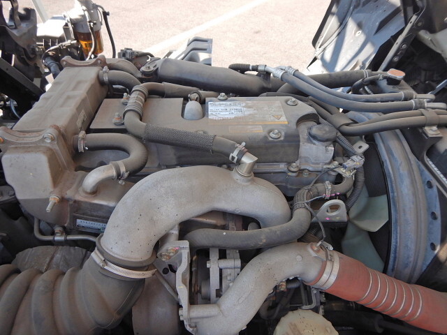 いすゞフォワード穴掘建柱車増トン（6t・8t）[写真12]