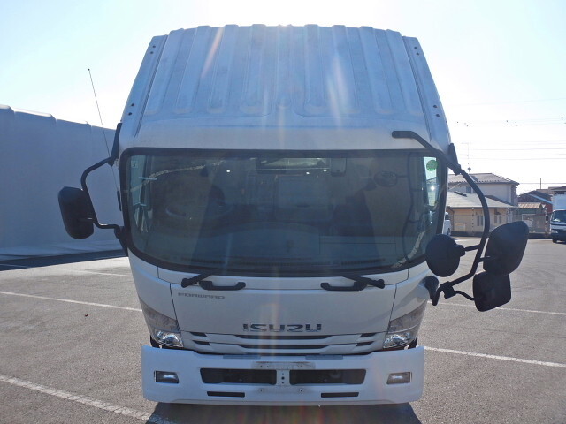 いすゞフォワード穴掘建柱車増トン（6t・8t）[写真20]