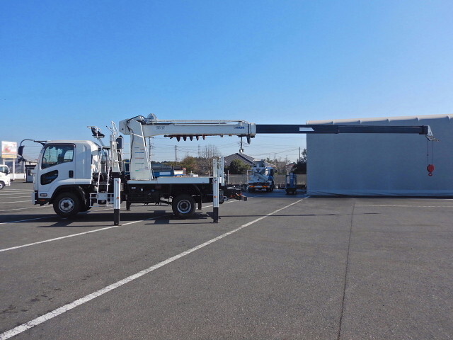 いすゞフォワード穴掘建柱車増トン（6t・8t）[写真21]