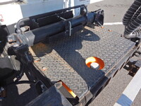 いすゞフォワード穴掘建柱車増トン（6t・8t）[写真34]