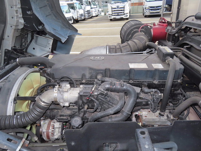 UDトラックスクオン冷凍車（冷蔵車）大型（10t）[写真14]