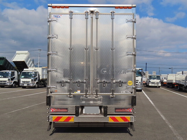 UDトラックスクオン冷凍車（冷蔵車）大型（10t）[写真05]