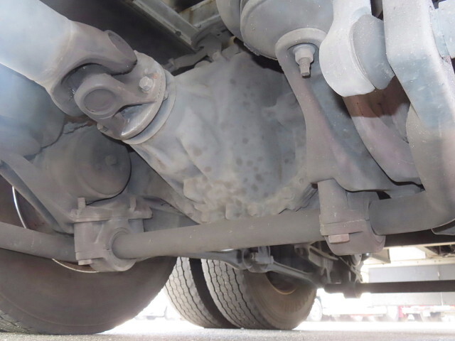 UDトラックスクオン冷凍車（冷蔵車）大型（10t）[写真09]