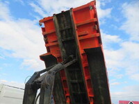 三菱ふそうスーパーグレートダンプ大型（10t）[写真24]