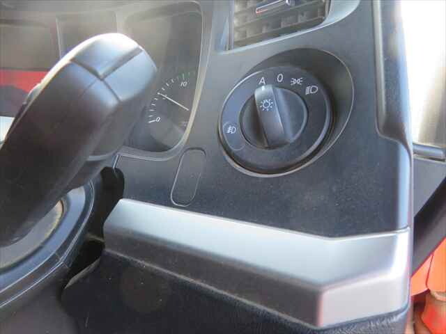 三菱ふそうスーパーグレートダンプ大型（10t）[写真38]