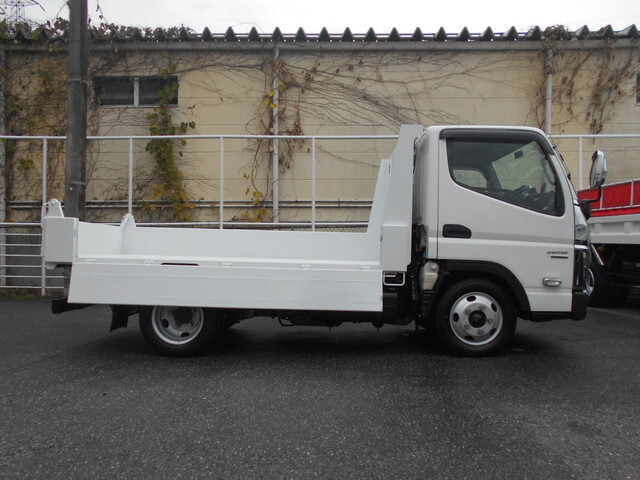 三菱ふそうキャンターダンプ小型（2t・3t）[写真10]