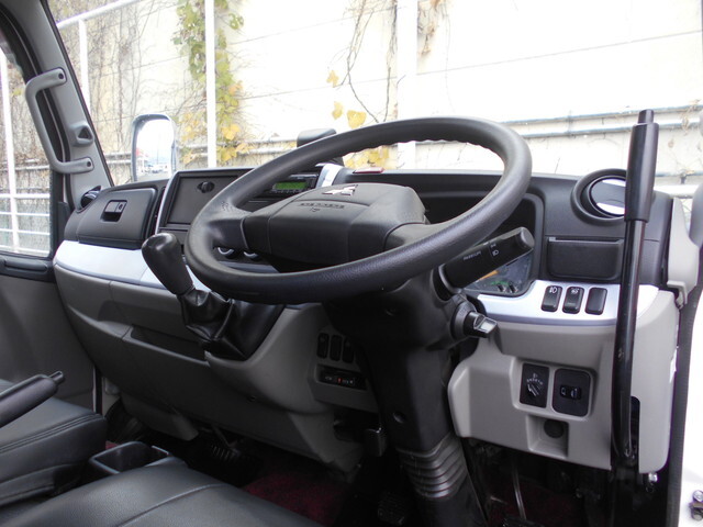 三菱ふそうキャンターダンプ小型（2t・3t）[写真27]