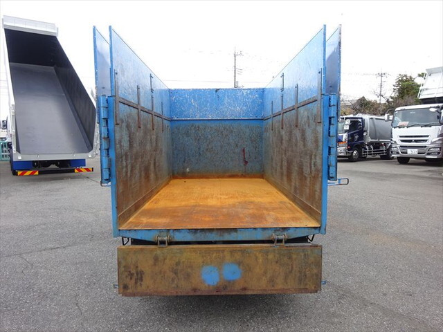 いすゞエルフ深ダンプ（土砂禁ダンプ）小型（2t・3t）[写真14]