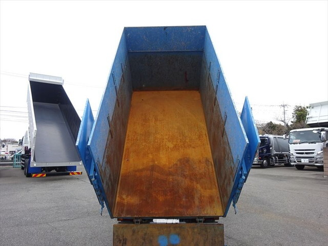 いすゞエルフ深ダンプ（土砂禁ダンプ）小型（2t・3t）[写真17]