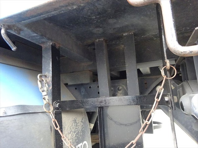 いすゞエルフ深ダンプ（土砂禁ダンプ）小型（2t・3t）[写真06]