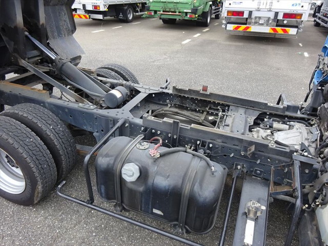 いすゞエルフ深ダンプ（土砂禁ダンプ）小型（2t・3t）[写真09]