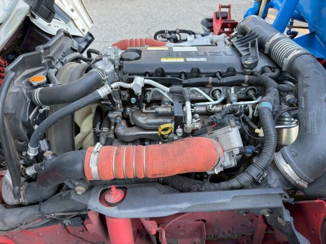 いすゞエルフバキュームカー小型（2t・3t）[写真17]