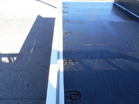 トヨタトヨエース平ボディ小型（2t・3t）[写真11]