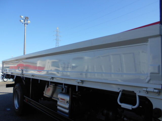 トヨタトヨエース平ボディ小型（2t・3t）[写真11]