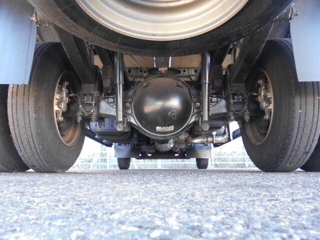 トヨタトヨエース平ボディ小型（2t・3t）[写真18]