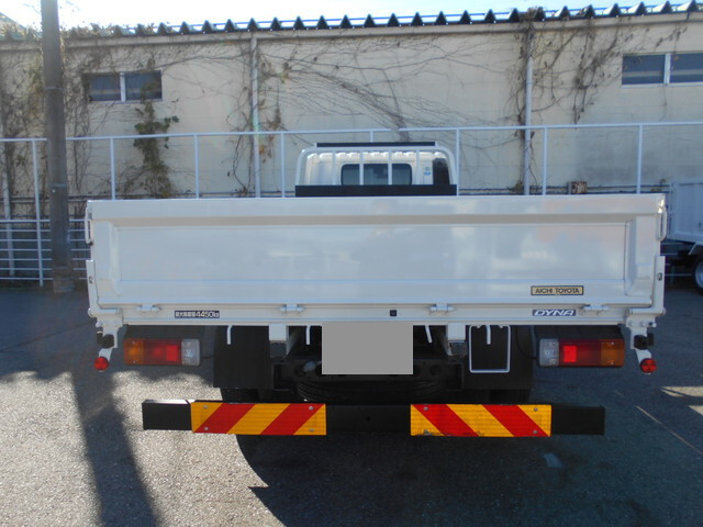 トヨタトヨエース平ボディ小型（2t・3t）[写真07]
