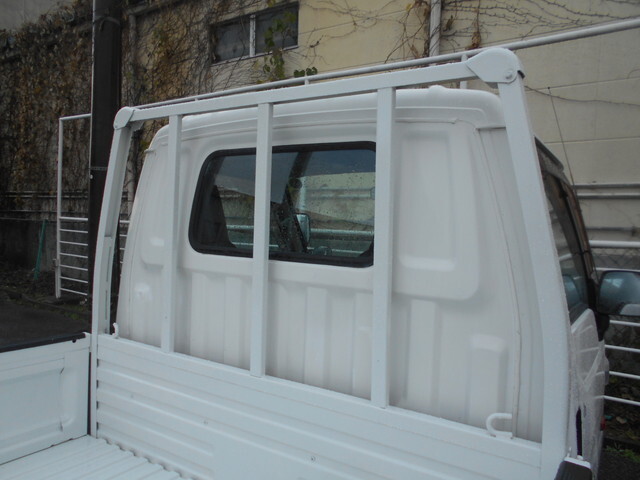 日産バネット平ボディ小型（2t・3t）[写真12]