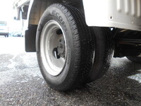 日産バネット平ボディ小型（2t・3t）[写真21]