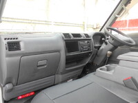 日産バネット平ボディ小型（2t・3t）[写真26]