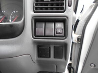 日産バネット平ボディ小型（2t・3t）[写真31]